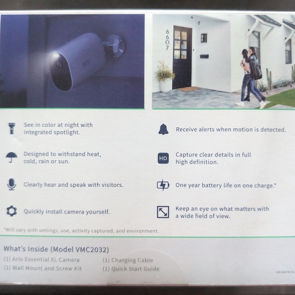 Arlo Essential XL Spotlight Camera - Picture 3 of 5